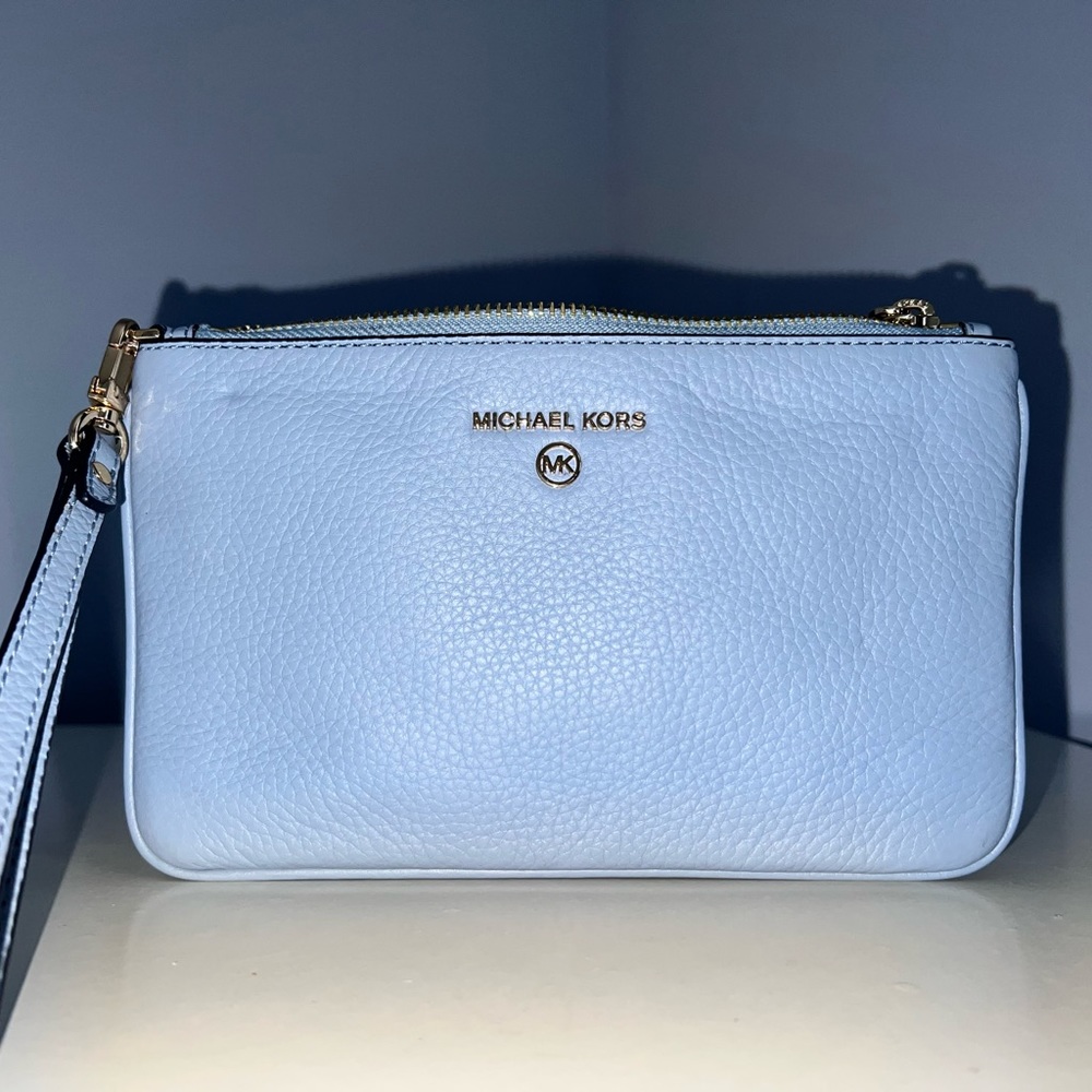 Michael Kors Leather Tech-Friendly Accessory (Never been used)